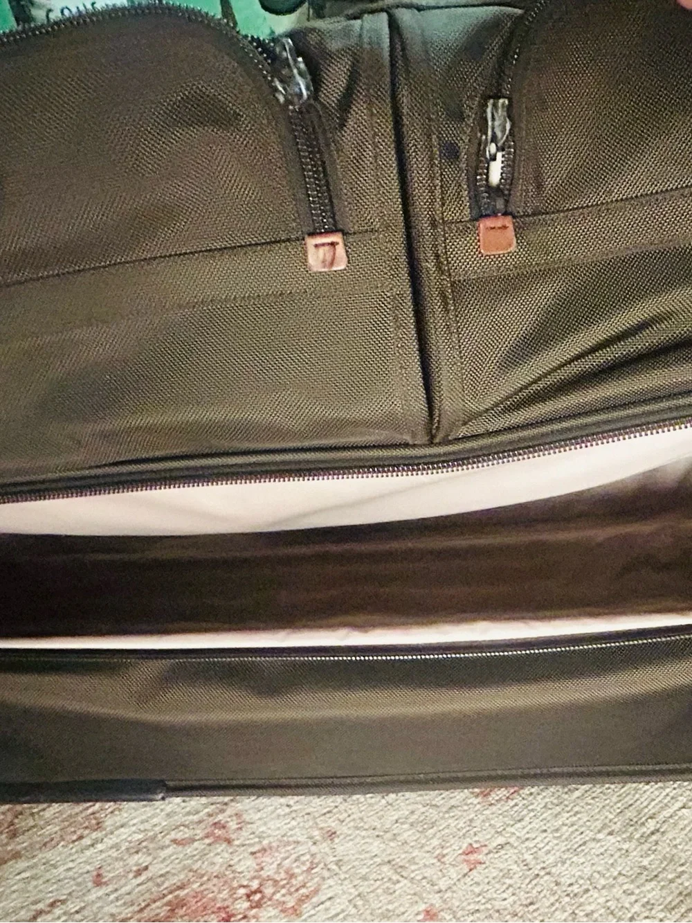 TUMI …LARGE  Alpha Bag